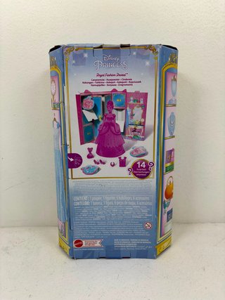 Disney Princess Cenicienta Royal Fashion Reveal