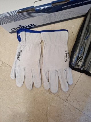 5 limas + Botas seguridad y guantes + herramientas