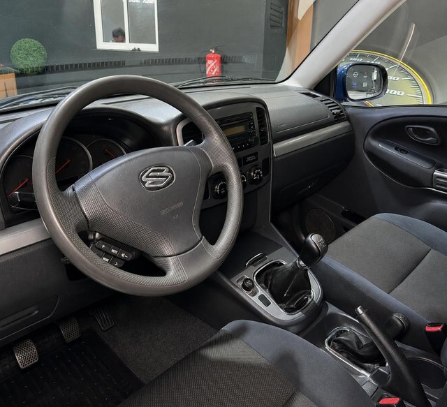 Suzuki Grand Vitara 2004