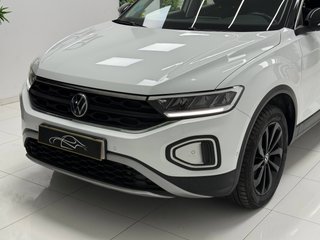VOLKSWAGEN T-Roc 2.0TDI Life DSG7 desde 309€/mes*