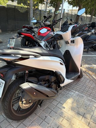 Honda SH 350 Sport Blanca 2026 - 700km