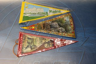 11 banderines recuerdo de ciudades de España, años 60.