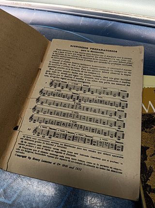 6 libros sobre música/ solfeo/Introducción a la música y mas