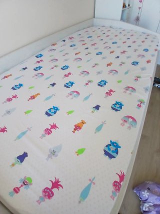 Juego de sábanas Trolls infantil