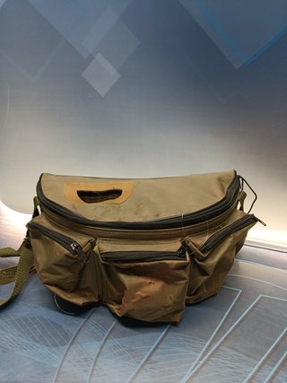 Material de pesca, bolsa con accesorios ( hilo, anzuelos, etec)