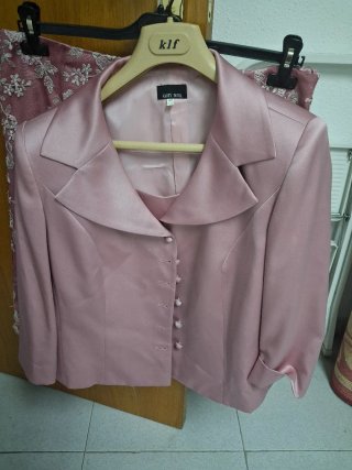 Conjunto Falda, Top y Chaqueta Rosa