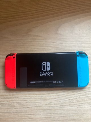 Nintendo Switch Azul/Rojo + Accesorios