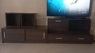 Mueble de comedor de madera