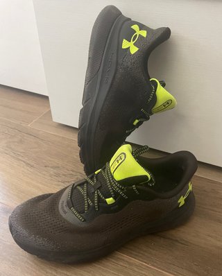 Under Armour HOVR Turbulence Zapatillas 45