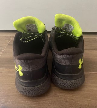 Under Armour HOVR Turbulence Zapatillas 45