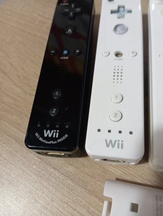 Lote 5 mandos Wii + 1 Batería Recargable