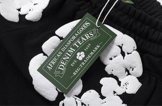 Pantalones cortos Denim Tears con estampado floral