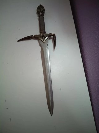 Espada de fantasía Denerica