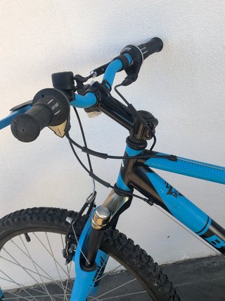 Bicicleta BTWIN ROCKRIDER 500 24 Azul y Negro
