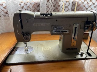 Máquina de coser Wertheim
