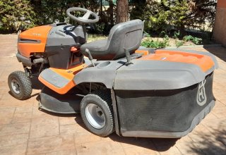 Tractor Cortacesped Husqvarna CT126