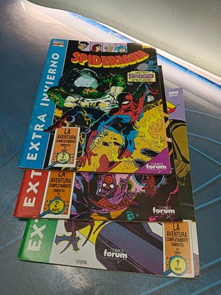 3 comics, forum, LA AVENTURA COMPLETAMENTE DIMINUTA DE SPIDEY , COMPLETA ,EXTRAS MARVEL - FORUM, con los posters