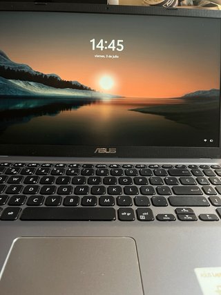 Portátil ASUS i7 15.6 + Funda