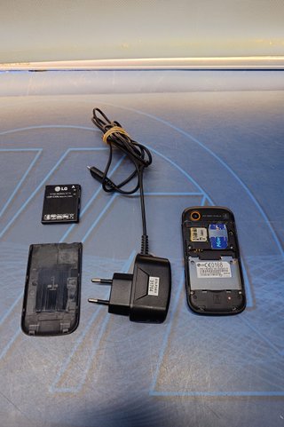 Teléfono Móvil Vintage LG Movistar GM310