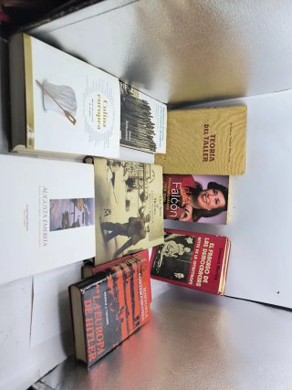Libros variados 10€ unidad