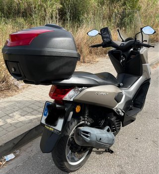 Maxi Scooter Gris y Negra