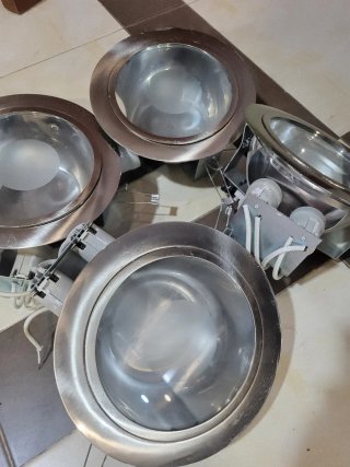 Focos de acero para empotrar (4 unidades)
