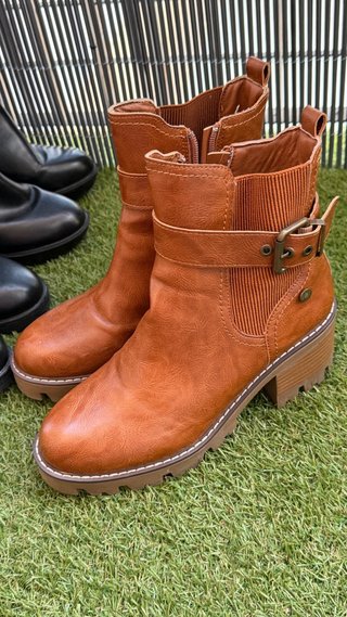 Botas caña baja talla 39