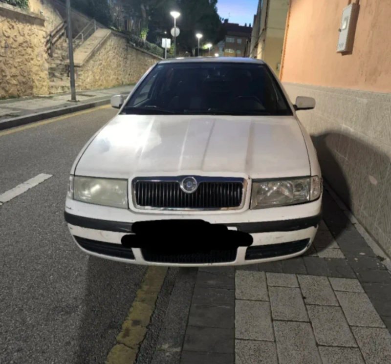 Skoda Octavia 2002 - foto 1