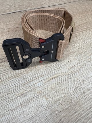 Cinturón Táctico Árido/Rojo Nuevo