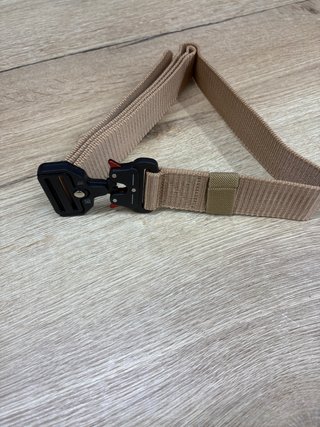Cinturón Táctico Árido/Rojo Nuevo