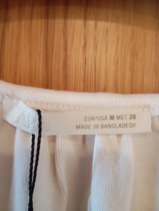 Top crop blanco Zara lazos talla M