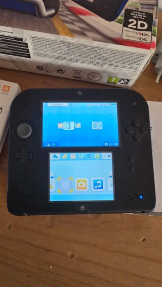 Nintendo 2DS Nera con Mario Kart 7