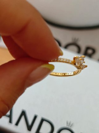 Anillo Pandora Racimo Herbario Reluciente
