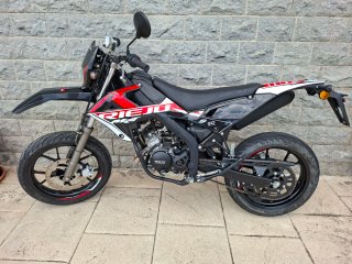 Rieju MRT 50 Supermotard Negra/Roja