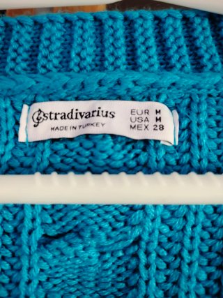 Chaqueta Stradivarius azul eléctrico Talla M