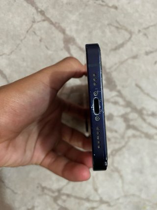 iPhone 12 128GB – 120€ – Para reparar cámara