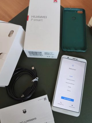 Huawei P smart - Caja y accesorios