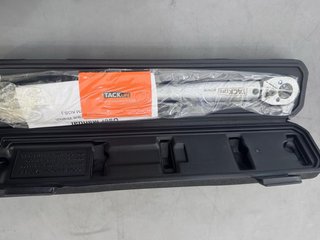 Llave dinamométrica Tacklife HTW1B