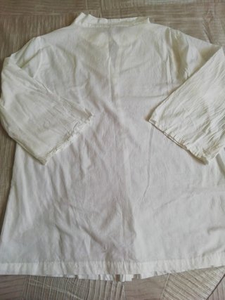 Camisa blanca de manga 3/4