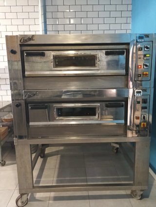 2 Hornos Pizzeros Profesionales Castelli