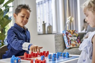Juego de mesa Stratego Junior Disney, Estrategia