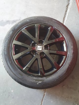 Llantas de aleación negras seat vk 205 55 16