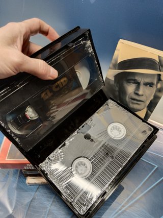 Lote CHARLTON HESTON cintas VHS + libro + 4 dvds