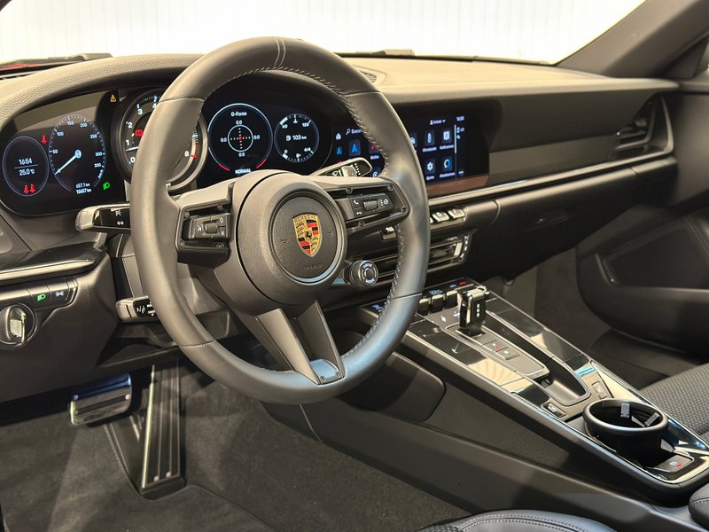 Porsche 911 2023, foto 19