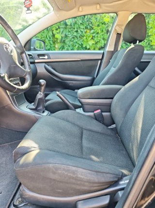 Toyota Avensis 2006