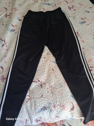Pantalón chándal Adidas fino Talla S (con tara)