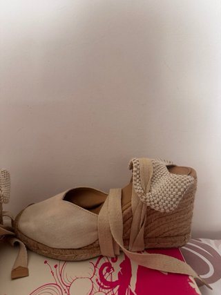 Alpargatas cuña Mango beige