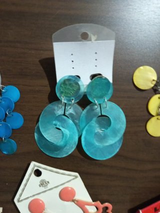 Lote de  pendientes de  flamenca.