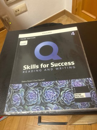 Q Skills for Success Reading and Writing, 4th L...