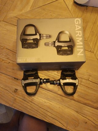 Garmin Rally RS100 Pedales
